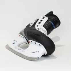 TRUE Player Senior Hockey Skates - Pro Stock - Shift Holder - White Side - Size 8 -Baue Hockey Shop true hockey skates true player senior hockey skates pro stock shift holder white side size 8 8 r standard 15187105841218