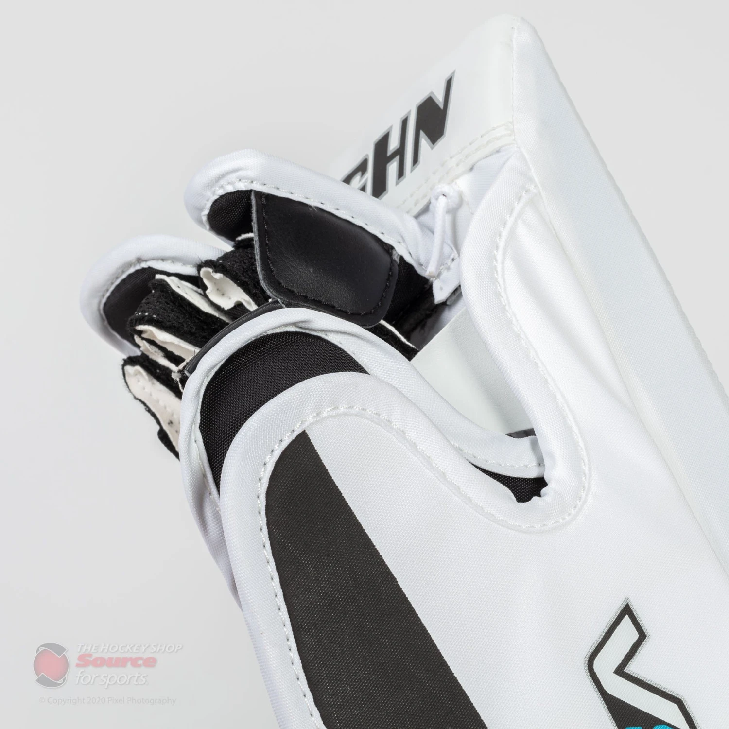 Vaughn Velocity V9 Youth Goalie Blocker 5 Vaughn Velocity V9 Youth Goalie Blocker - Image 3
