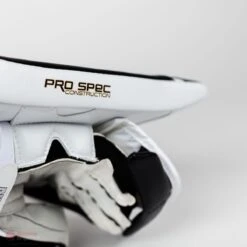 Vaughn Ventus SLR2 Pro Carbon Senior Goalie Blocker -Baue Hockey Shop vaughn blockers vaughn ventus slr2 pro carbon senior goalie blocker 5312866517058