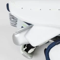 Vaughn Ventus SLR3 Pro Carbon Senior Goalie Blocker -Baue Hockey Shop vaughn blockers vaughn ventus slr3 pro carbon senior goalie blocker 29106341740610