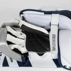 Vaughn Ventus SLR3 Pro Carbon Senior Goalie Blocker -Baue Hockey Shop vaughn blockers vaughn ventus slr3 pro carbon senior goalie blocker 29106341806146