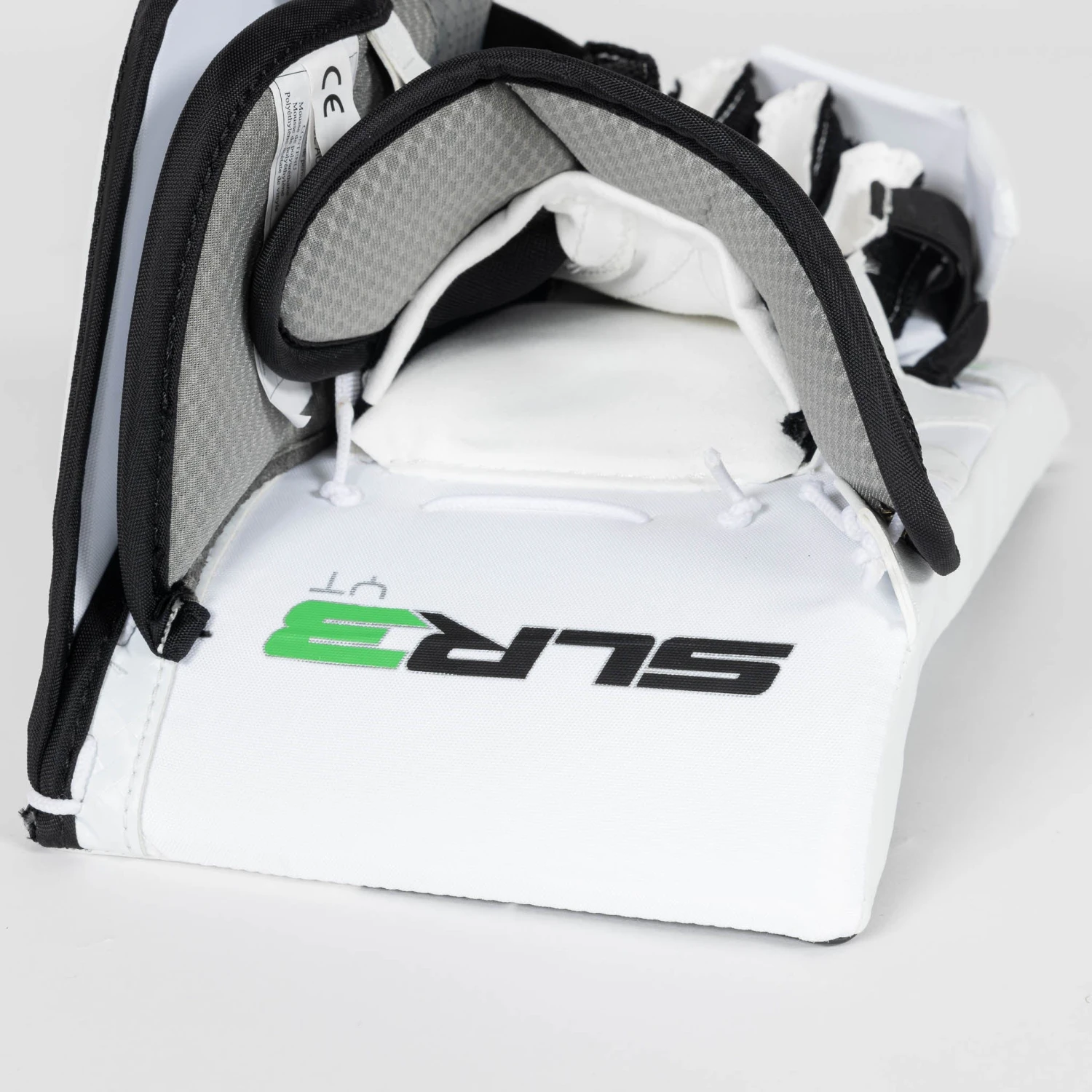 Vaughn Ventus SLR3 Youth Goalie Blocker 20 Vaughn Ventus SLR3 Youth Goalie Blocker - Image 18