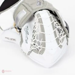 Vaughn Velocity Pro V Elite 2 Pro Carbon Senior Goalie Catcher -Baue Hockey Shop vaughn catchers vaughn velocity pro v elite 2 pro carbon senior goalie catcher 5670450757698