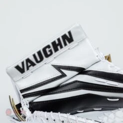 Vaughn Velocity V9 Intermediate Goalie Catcher -Baue Hockey Shop vaughn catchers vaughn velocity v9 intermediate goalie catcher 14508996427842