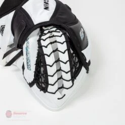 Vaughn Velocity V9 XP Pro Carbon Senior Goalie Catcher -Baue Hockey Shop vaughn catchers vaughn velocity v9 xp pro carbon senior goalie catcher 14508907888706