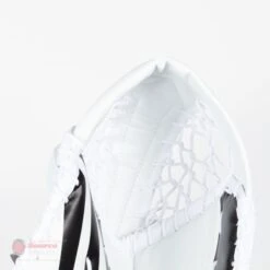 Vaughn Velocity V9 Youth Goalie Catcher -Baue Hockey Shop vaughn catchers vaughn velocity v9 youth goalie catcher 14781959602242