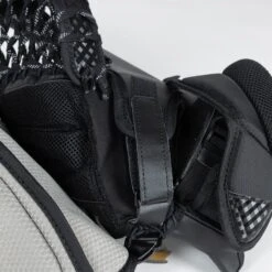 Vaughn Ventus SLR3 Junior Goalie Catcher -Baue Hockey Shop vaughn catchers vaughn ventus slr3 junior goalie catcher 29106354749506