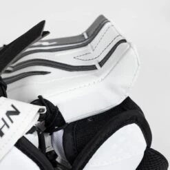 Vaughn Ventus SLR3 Junior Goalie Catcher -Baue Hockey Shop vaughn catchers vaughn ventus slr3 junior goalie catcher 29106355470402