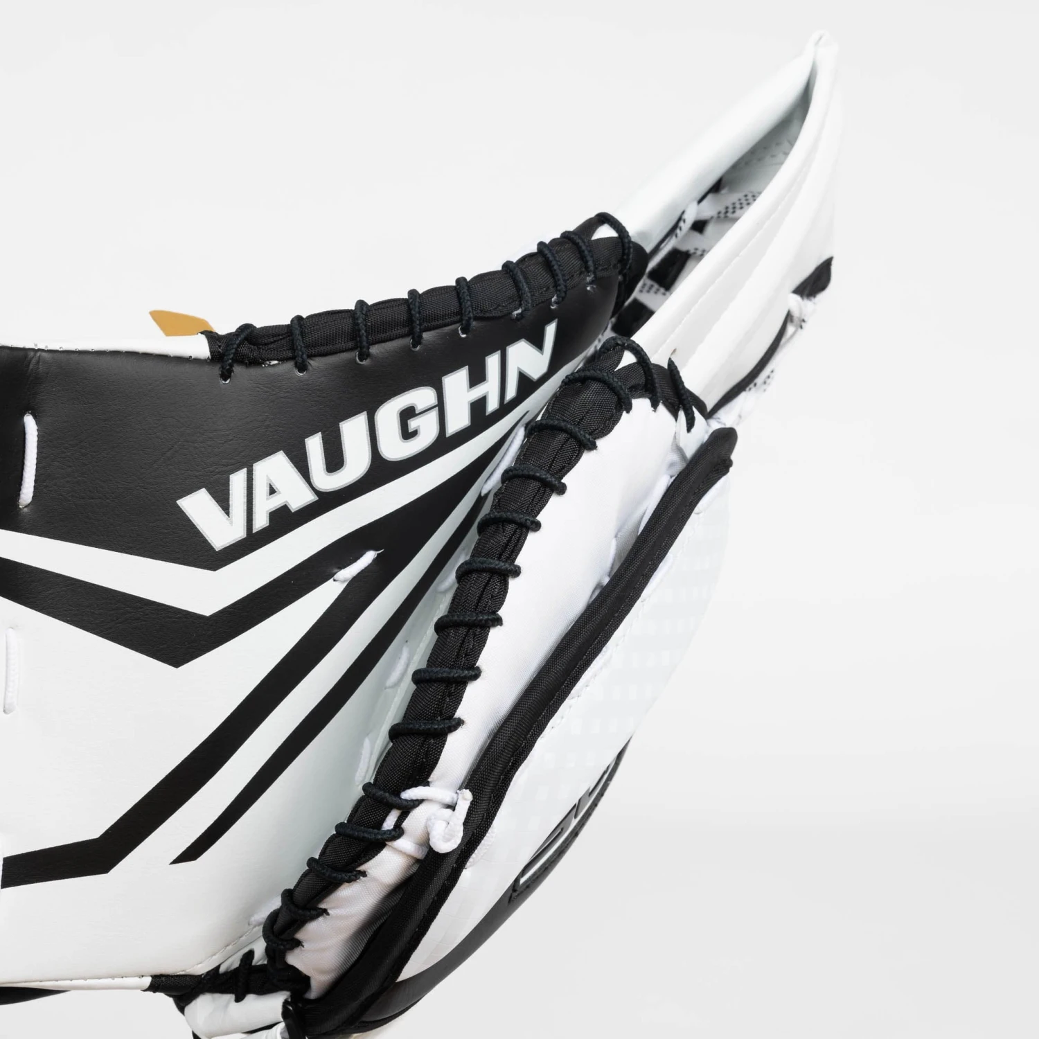 Vaughn Ventus SLR3 Youth Goalie Catcher 4 Vaughn Ventus SLR3 Youth Goalie Catcher - Image 2