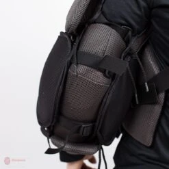 Vaughn Ventus SLR2 Pro Carbon Senior Chest & Arm Protector 31 Vaughn Ventus SLR2 Pro Carbon Senior Chest & Arm Protector -Baue Hockey Shop vaughn chest protectors vaughn ventus slr2 pro carbon senior chest arm protector 5496596496450