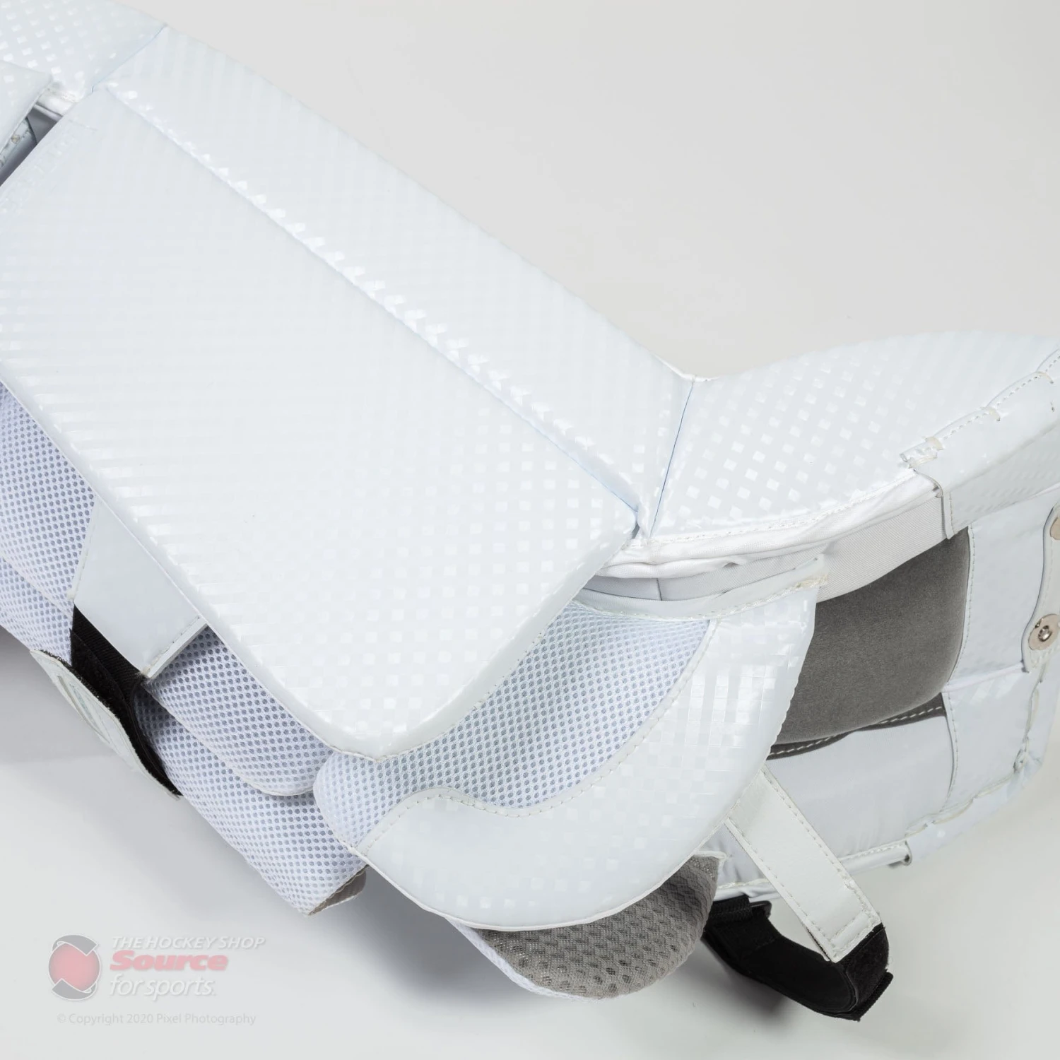 Vaughn Velocity V9 Pro Senior Goalie Leg Pads 7 Vaughn Velocity V9 Pro Senior Goalie Leg Pads - Image 5