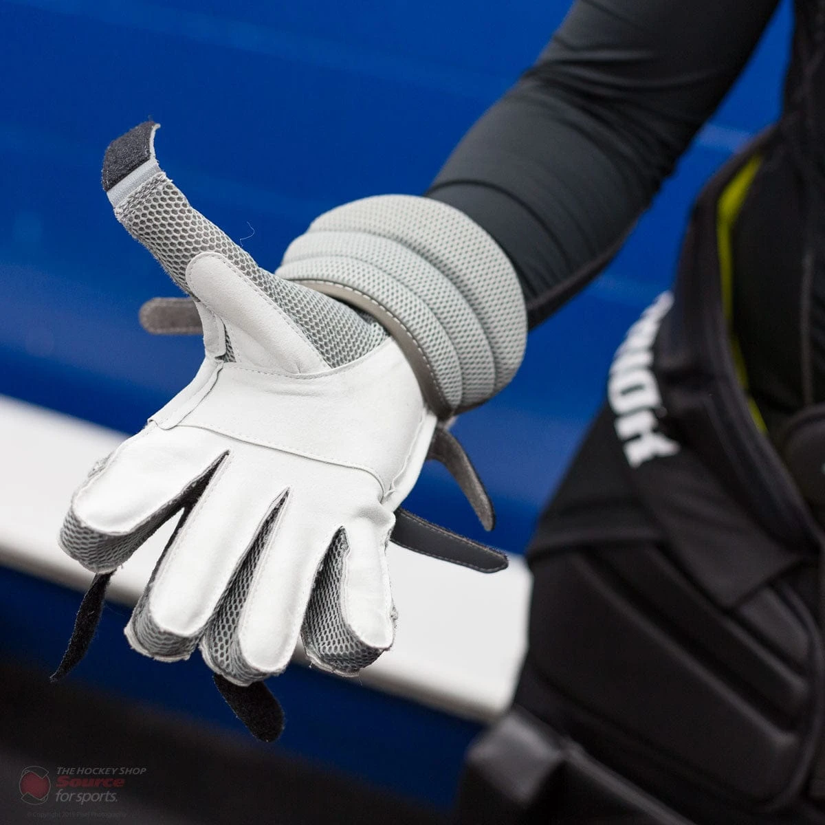 Warrior Ritual GT2 Pro Senior Goalie Blocker 22 Warrior Ritual GT2 Pro Senior Goalie Blocker - Image 20