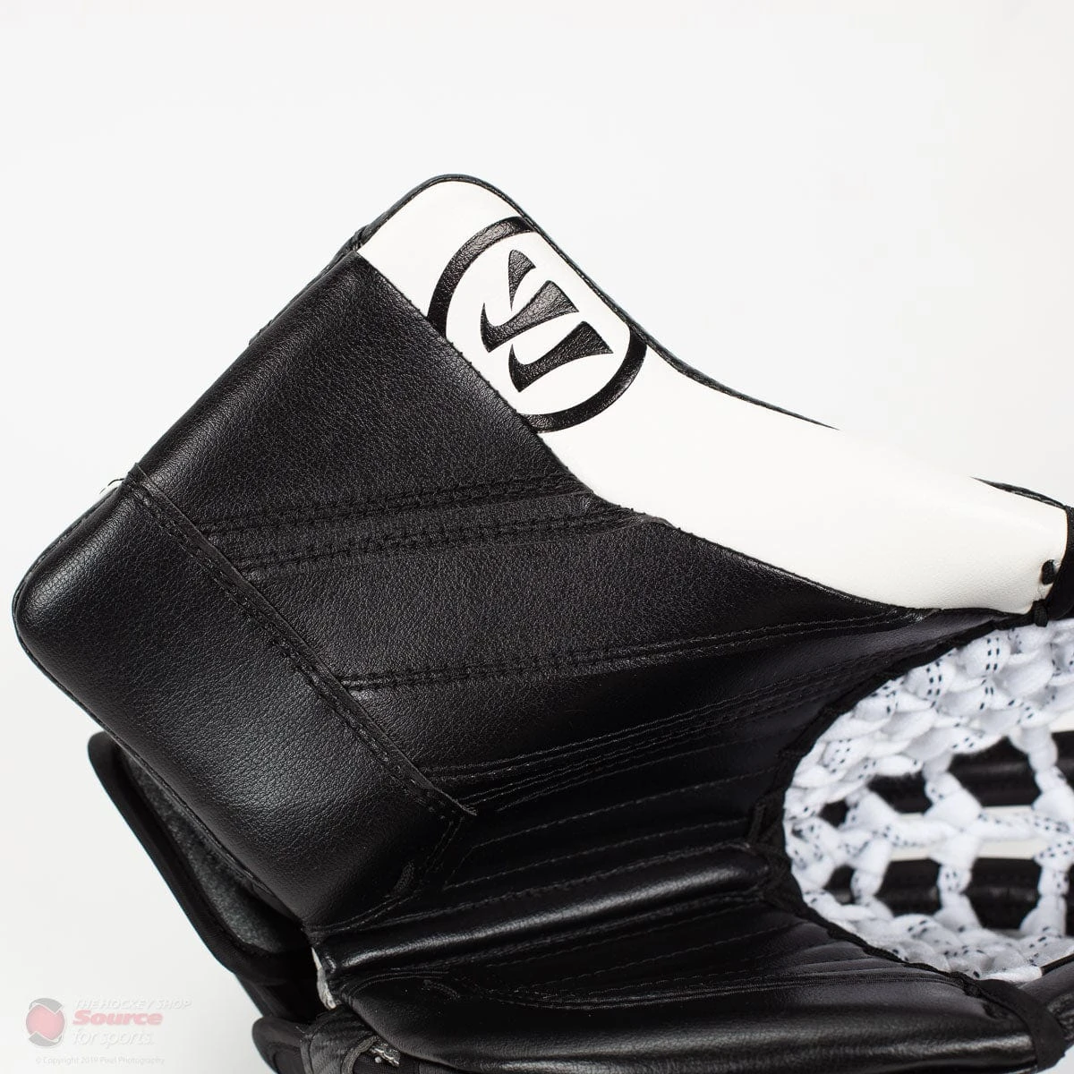 Warrior Ritual GT2 Intermediate Goalie Catcher - Source Exclusive 4 Warrior Ritual GT2 Intermediate Goalie Catcher - Source Exclusive - Image 2