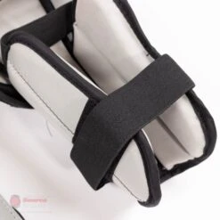 Warrior Ritual X3 Pro Senior Goalie Knee Pads -Baue Hockey Shop warrior knee pads warrior ritual x3 pro senior goalie knee pads sr 27972423123010